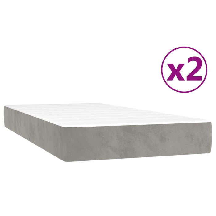 Boxspring met matras fluweel lichtgrijs 200x200 cm